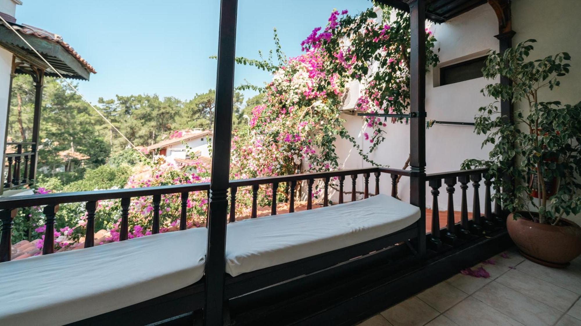 Totelya Hotel Акиака Екстериор снимка