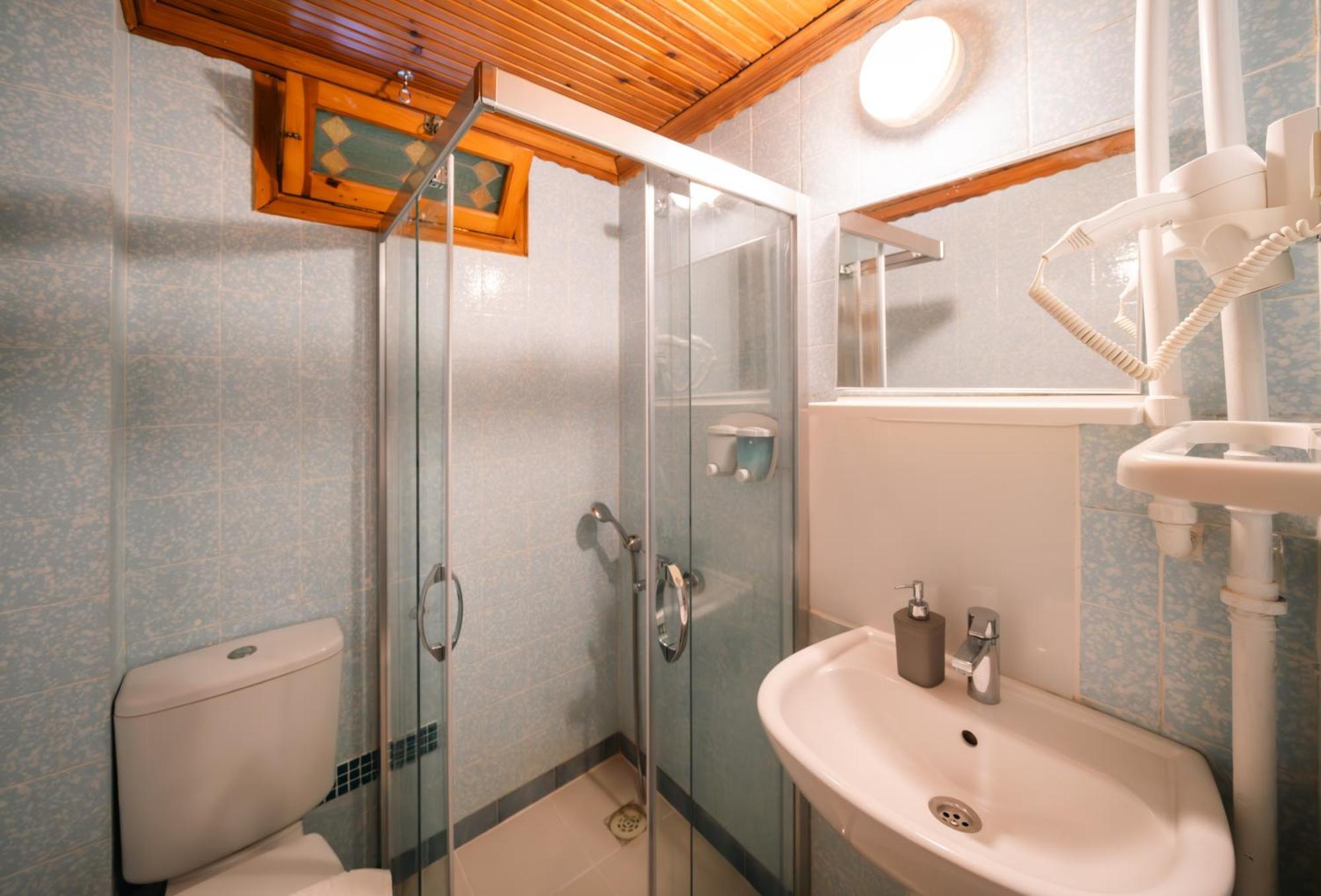 Totelya Hotel Акиака Екстериор снимка